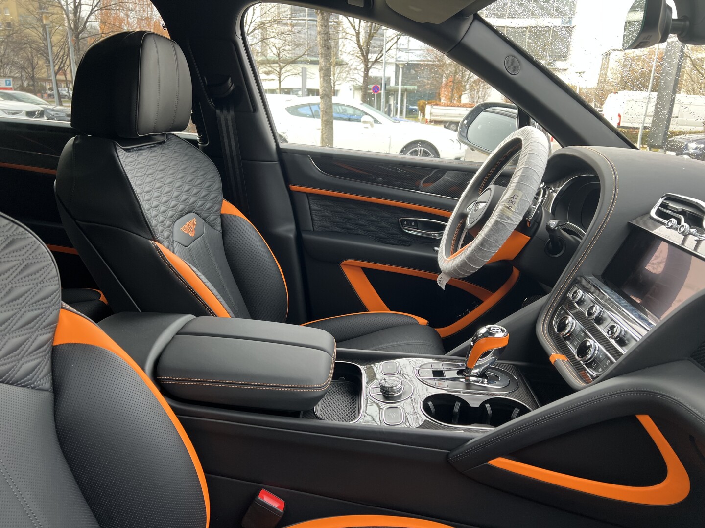 Bentley Bentayga Speed 650PS Black-Orange Paket З Німеччини (129484)