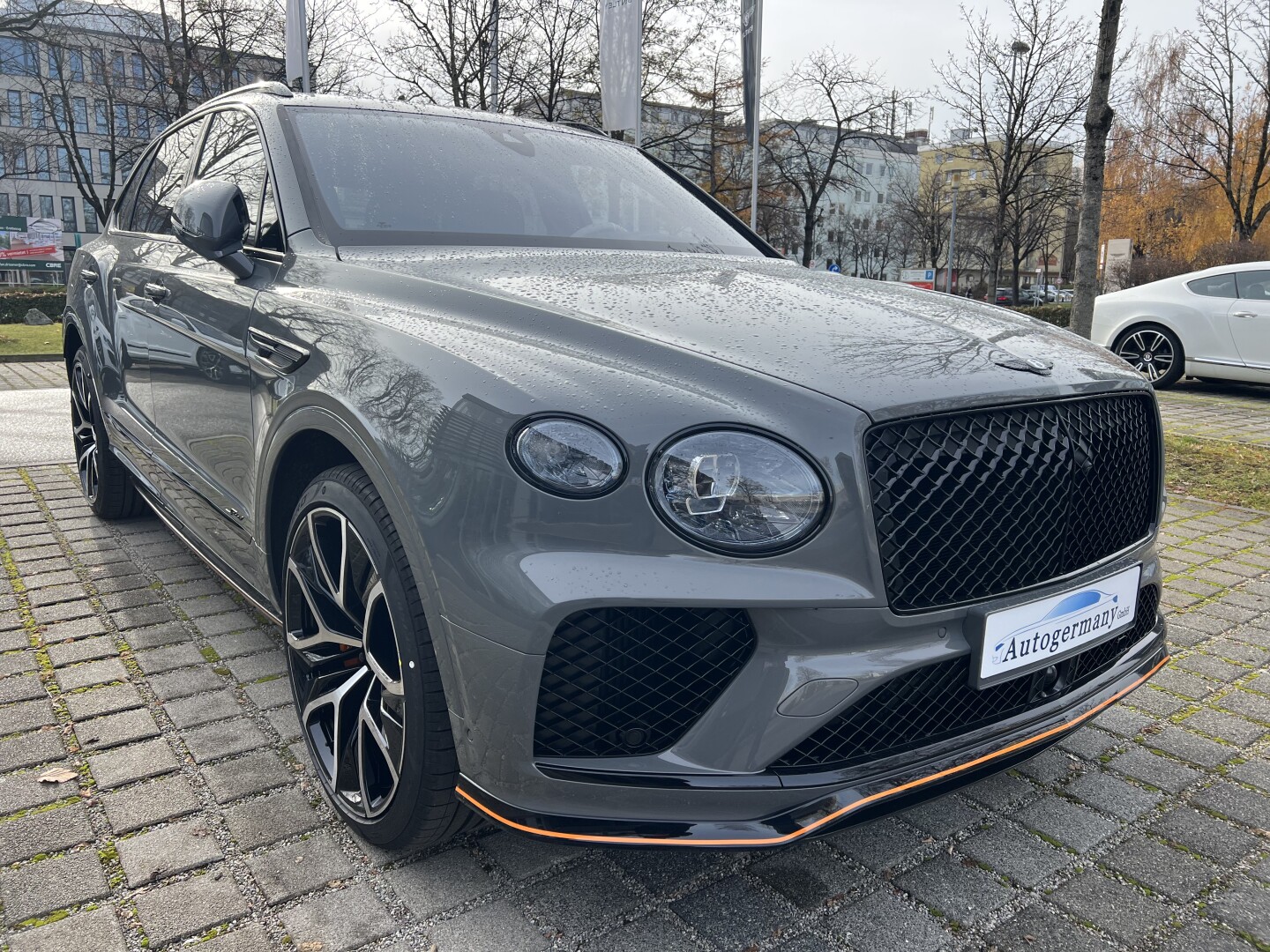 Bentley Bentayga Speed 650PS Black-Orange Paket З Німеччини (129464)
