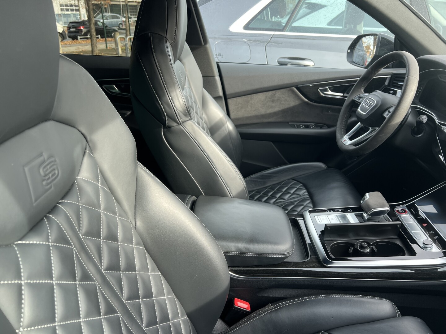 Audi SQ8 4.0TDI Quattro Black-Paket HDMatrix З Німеччини (129523)