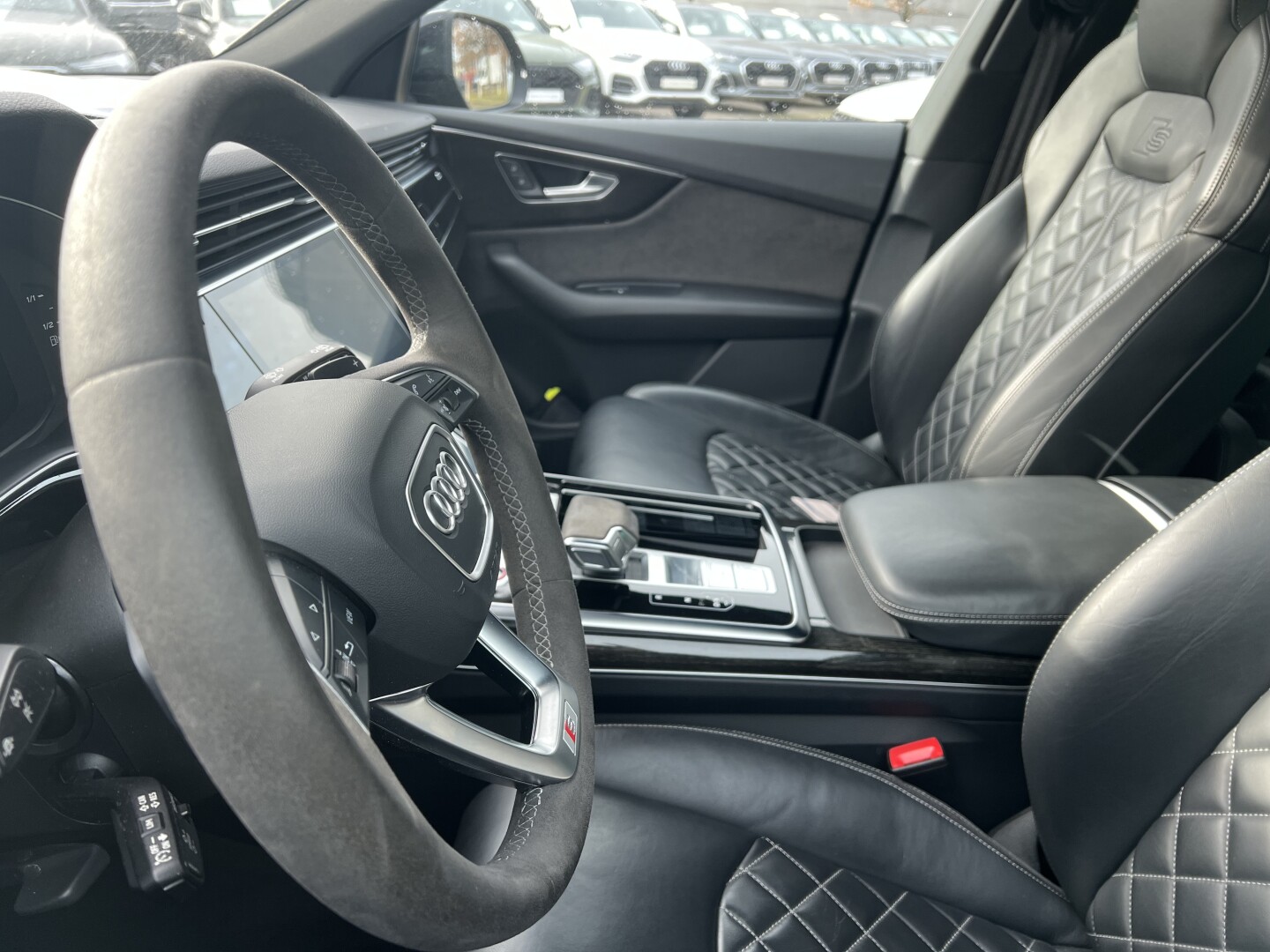 Audi SQ8 4.0TDI Quattro Black-Paket HDMatrix З Німеччини (129532)