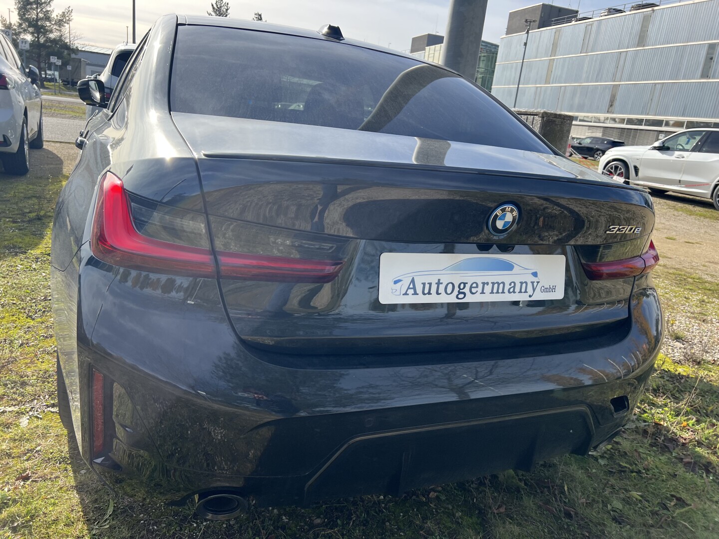 BMW 330e xDrive 292PS Hybrid M-Sport Black Paket З Німеччини (129562)