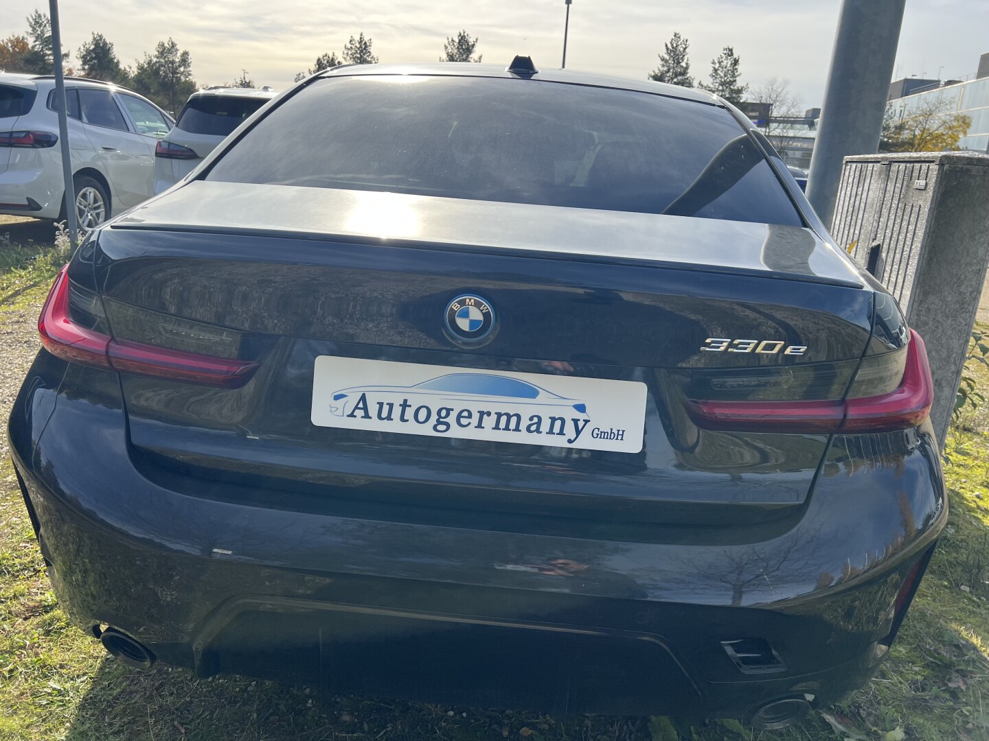 BMW 330e xDrive 292PS Hybrid M-Sport Black Paket З Німеччини (129563)