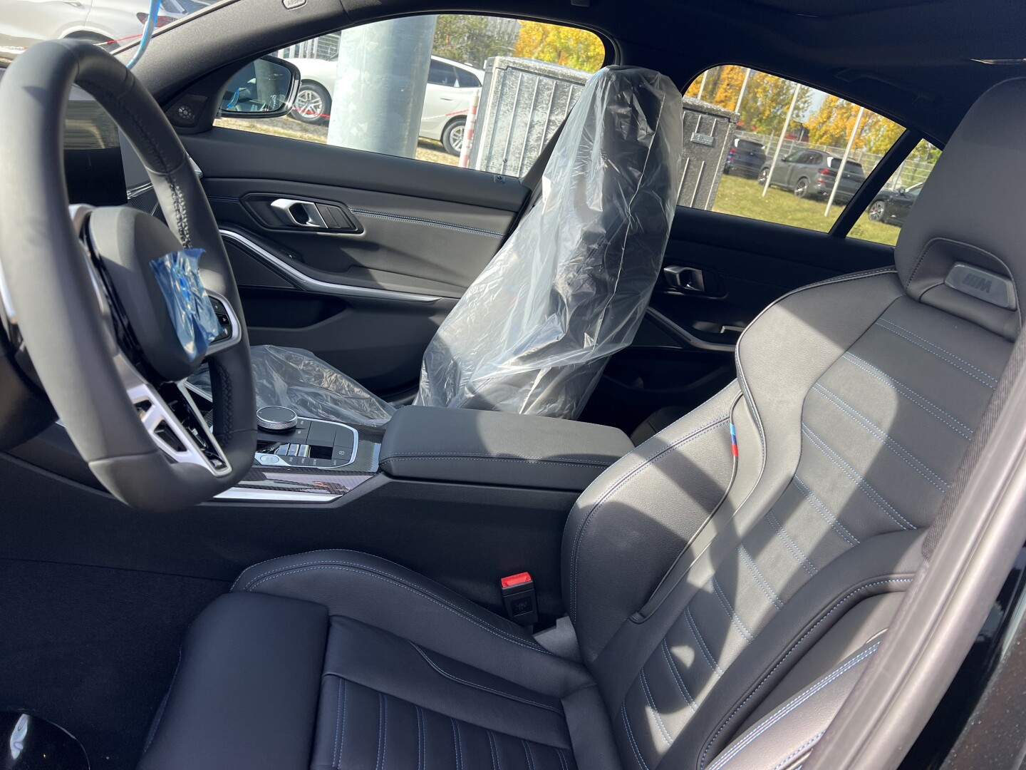 BMW 330e xDrive 292PS Hybrid M-Sport Black Paket З Німеччини (129544)