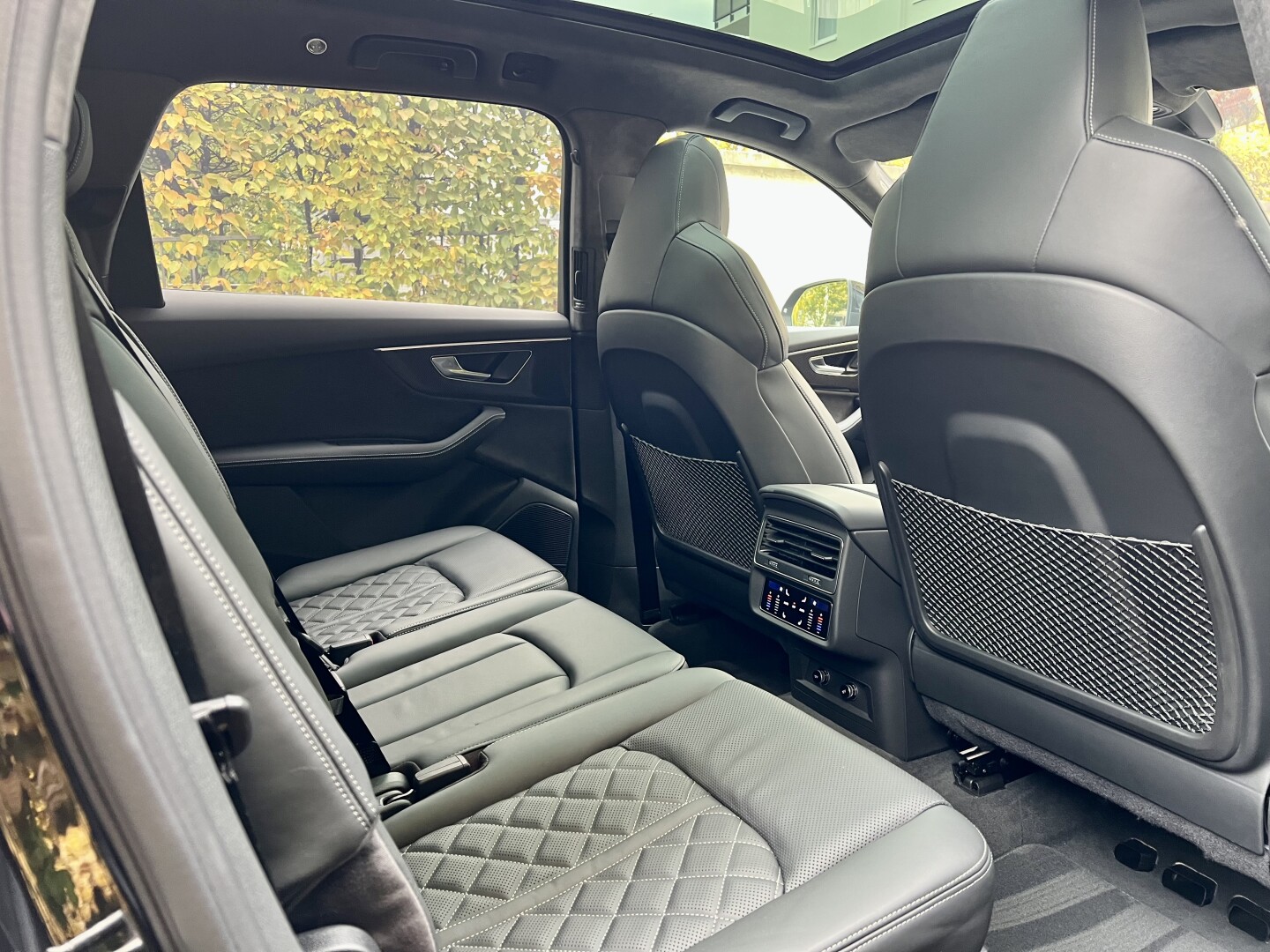 Audi SQ7 4.0TDI 435PS Black-Paket Ceramic-Brakes Matrix З Німеччини (129615)