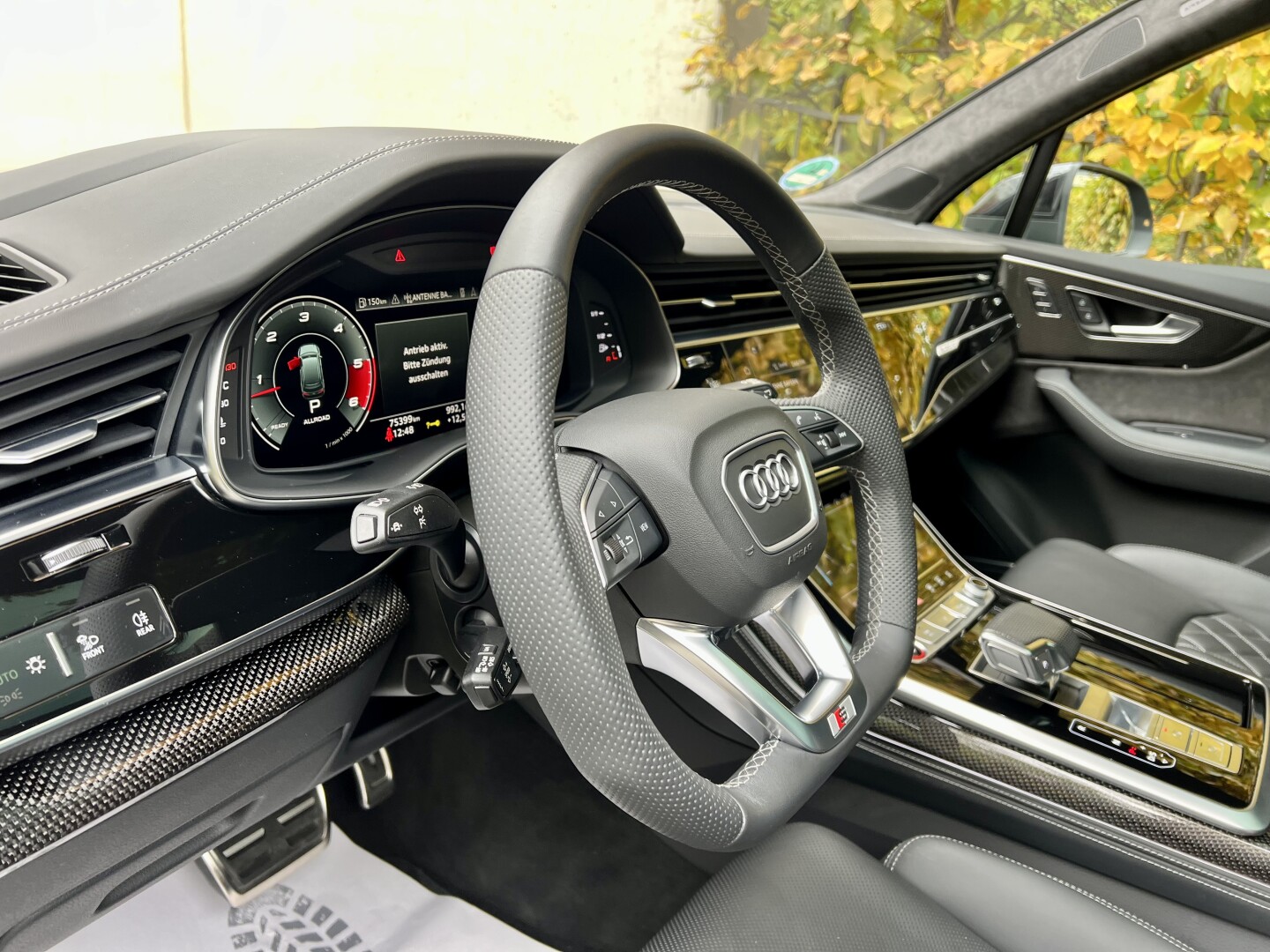 Audi SQ7 4.0TDI 435PS Black-Paket Ceramic-Brakes Matrix З Німеччини (129614)