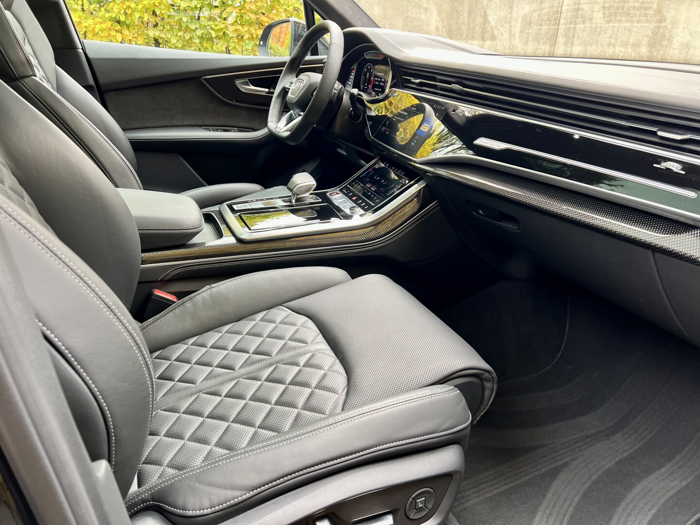 Audi SQ7 4.0TDI 435PS Black-Paket Ceramic-Brakes Matrix З Німеччини (129612)