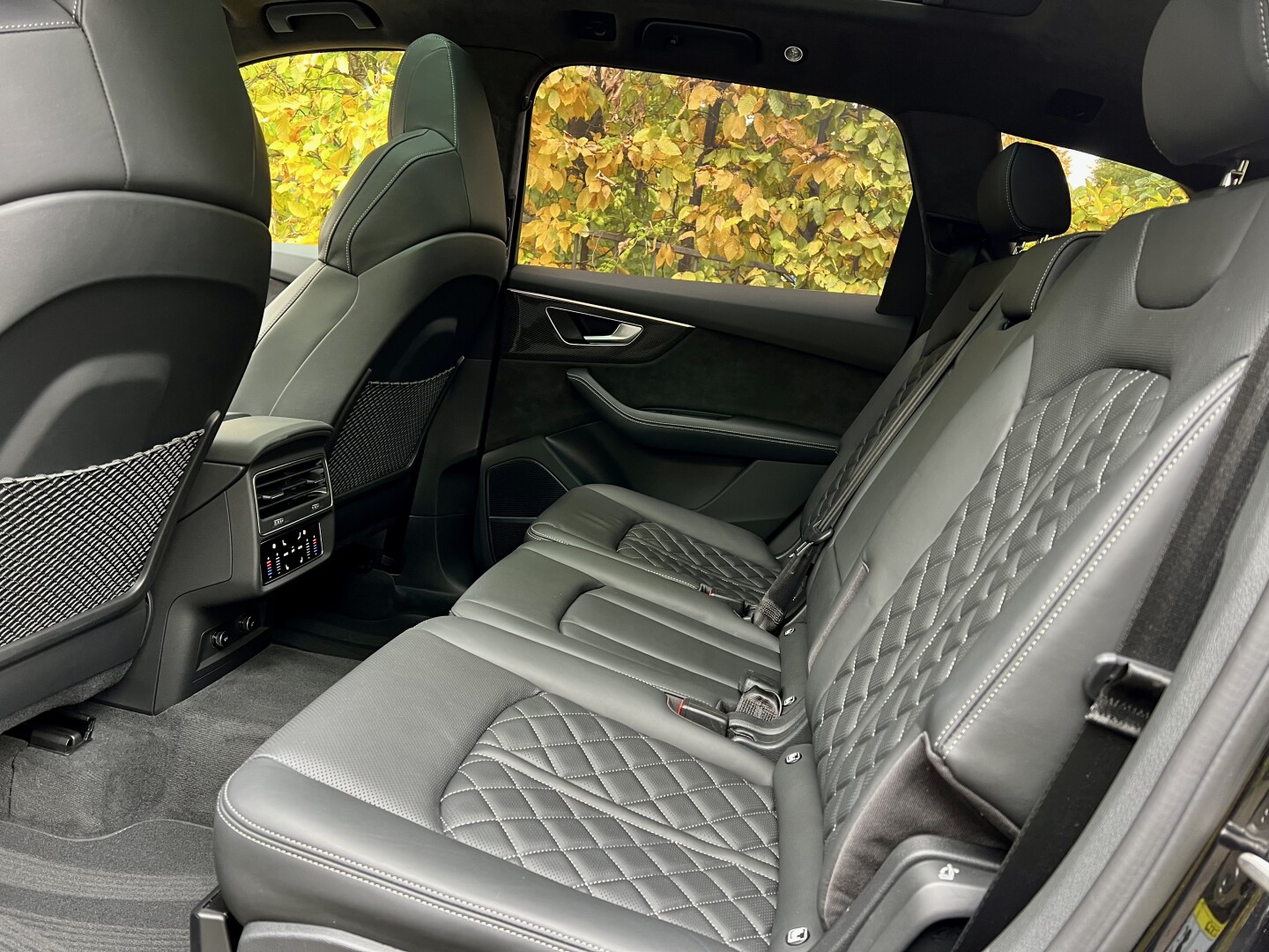 Audi SQ7 4.0TDI 435PS Black-Paket Ceramic-Brakes Matrix З Німеччини (129620)