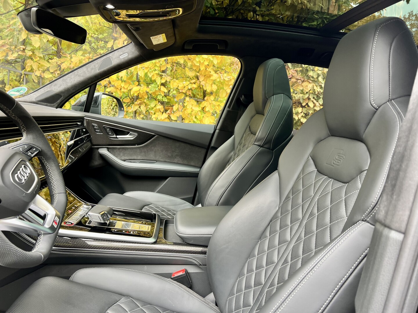 Audi SQ7 4.0TDI 435PS Black-Paket Ceramic-Brakes Matrix З Німеччини (129619)