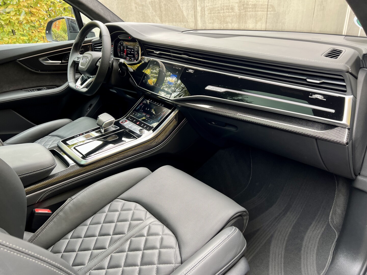 Audi SQ7 4.0TDI 435PS Black-Paket Ceramic-Brakes Matrix З Німеччини (129611)