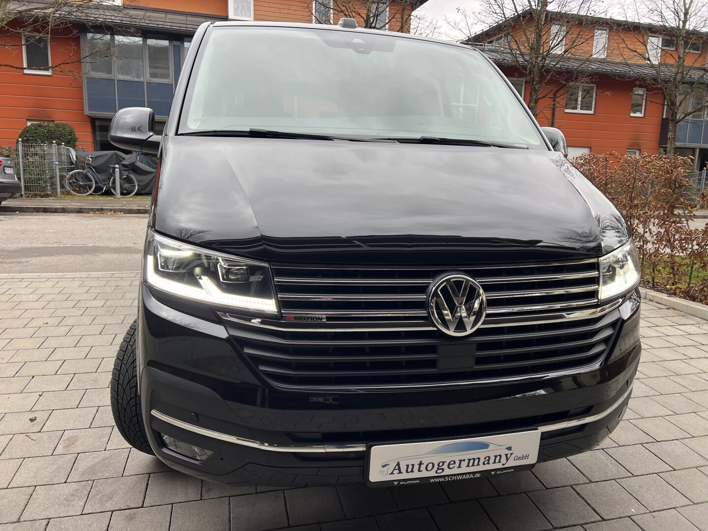VW Multivan 2.0TDI Lang 4Motion DSG Highline LED З Німеччини (129638)