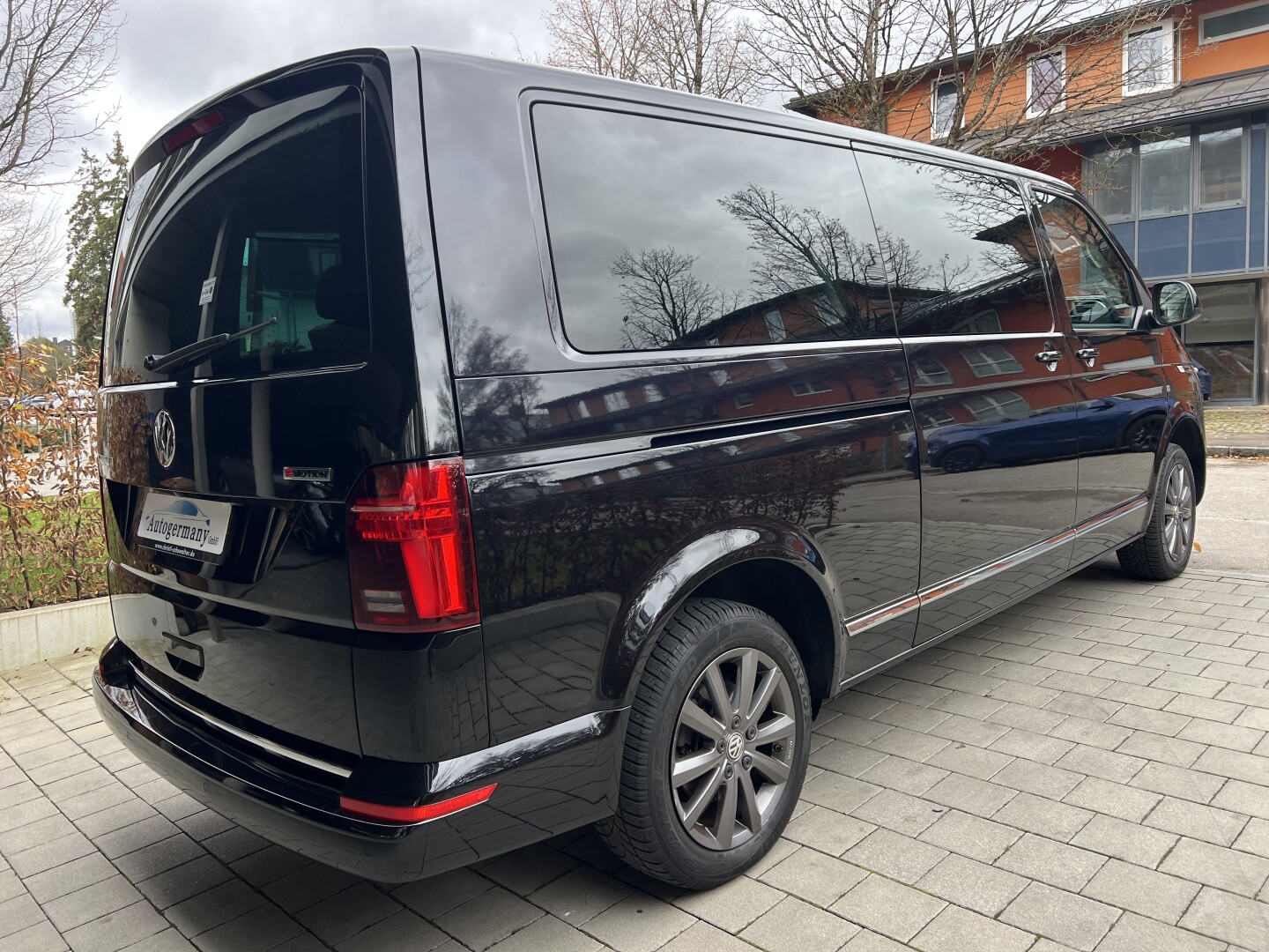 VW Multivan 2.0TDI Lang 4Motion DSG Highline LED З Німеччини (129666)