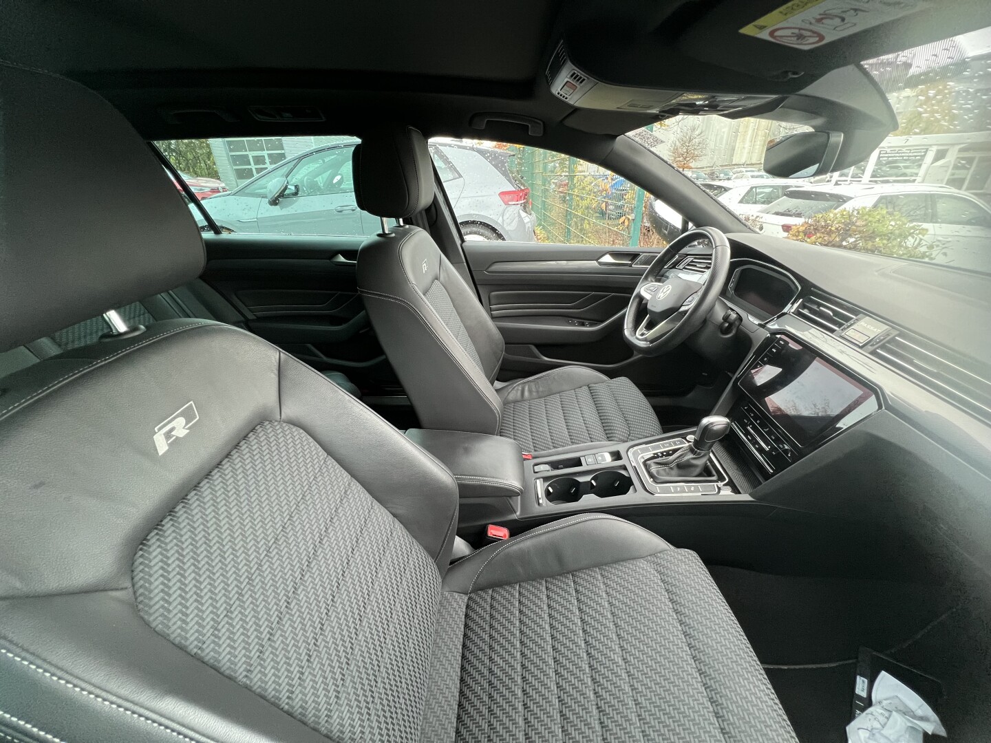 VW Passat 2.0TDI R-Line 200PS 4-Motion DSG LED З Німеччини (129839)