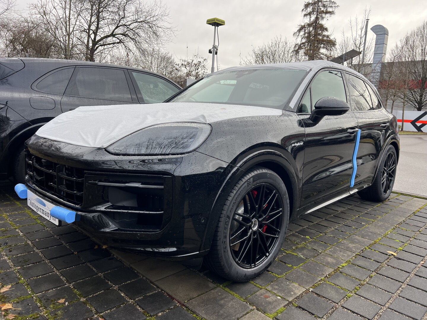 Porsche Cayenne e-Hybrid Coupe Matrix Black-Paket З Німеччини (129886)