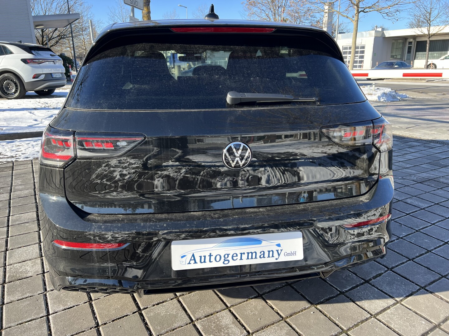 VW Golf 8 R-Line 1.5eTSI DSG Black-Paket IQ-Licht З Німеччини (130156)