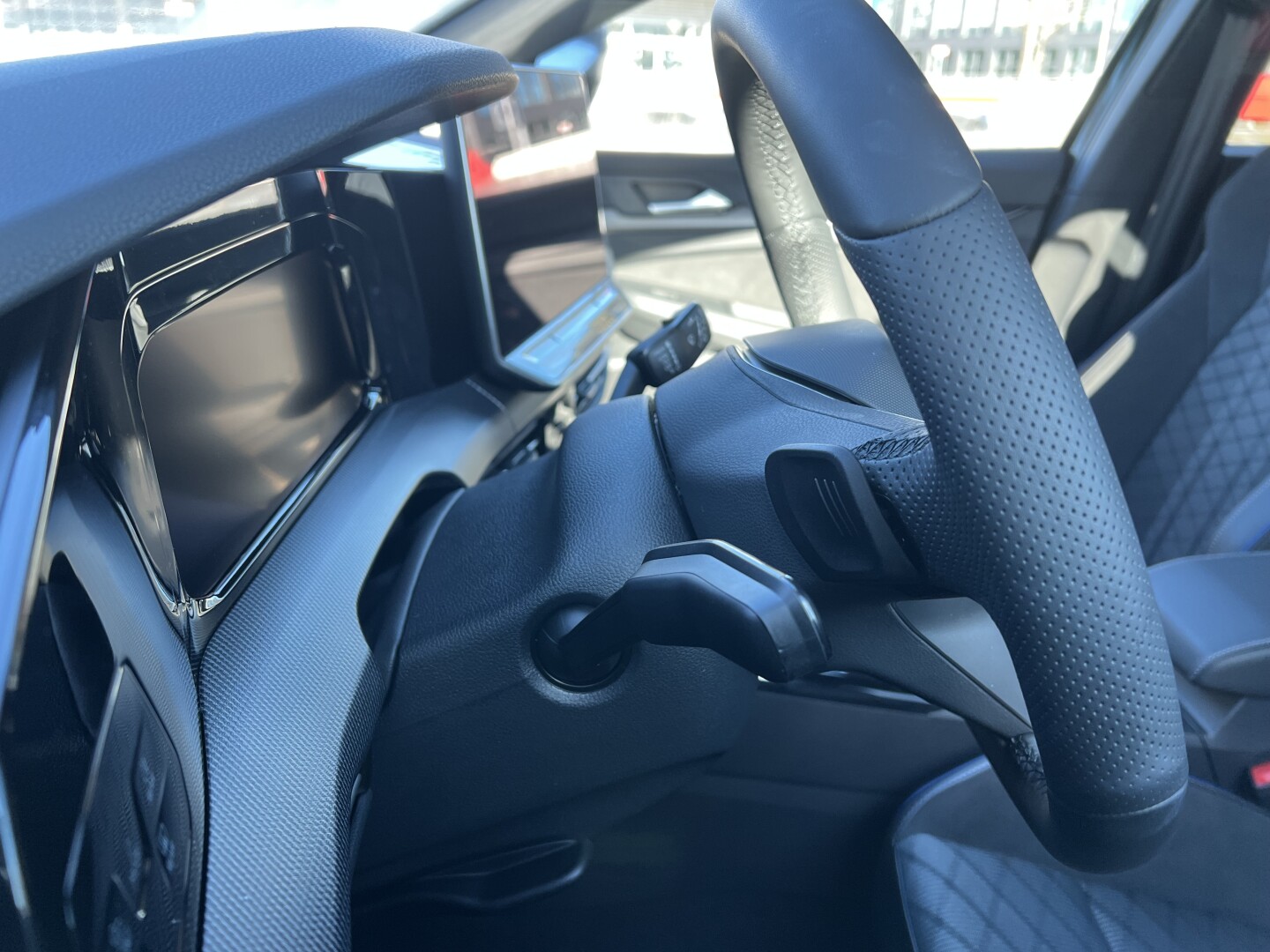 VW Golf 8 R-Line 1.5eTSI DSG Black-Paket IQ-Licht З Німеччини (130148)