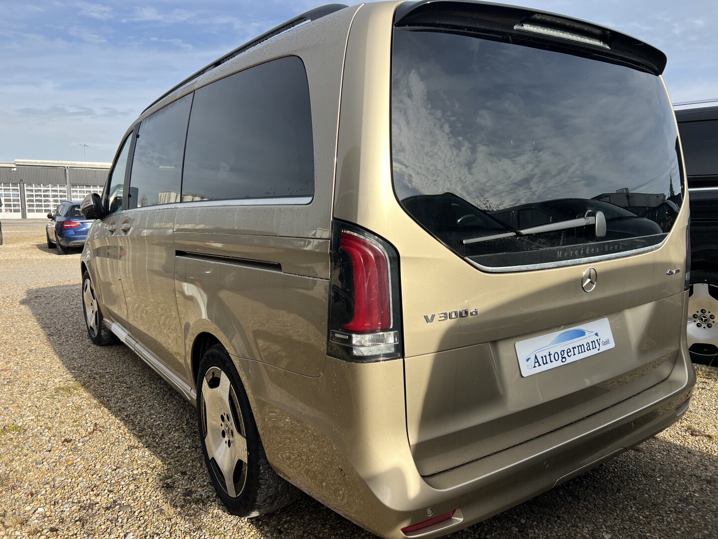 Mercedes-Benz V300d AMG 4Matic Lang Airmatic Exclusive Luxury-Seat З Німеччини (130177)