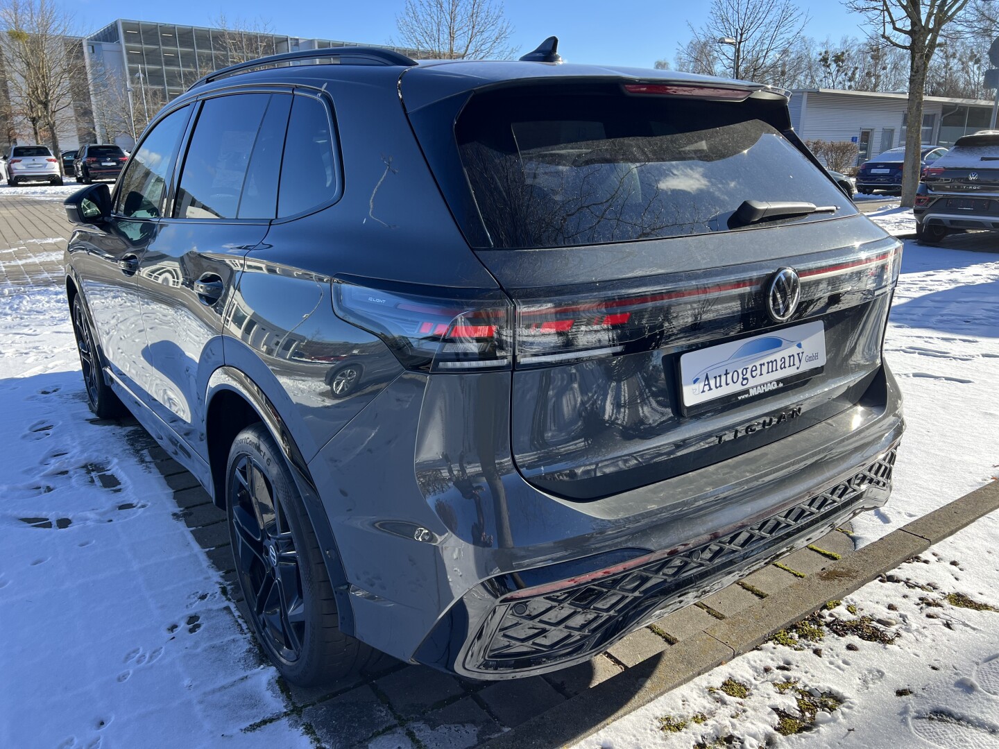 VW Tiguan 2.0TDI R-Line 193PS 4Motion Black-Paket З Німеччини (130263)