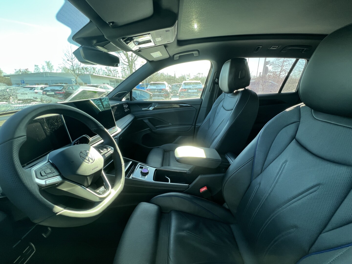 VW Tiguan 2.0TDI R-Line 193PS 4Motion Black-Paket З Німеччини (130256)