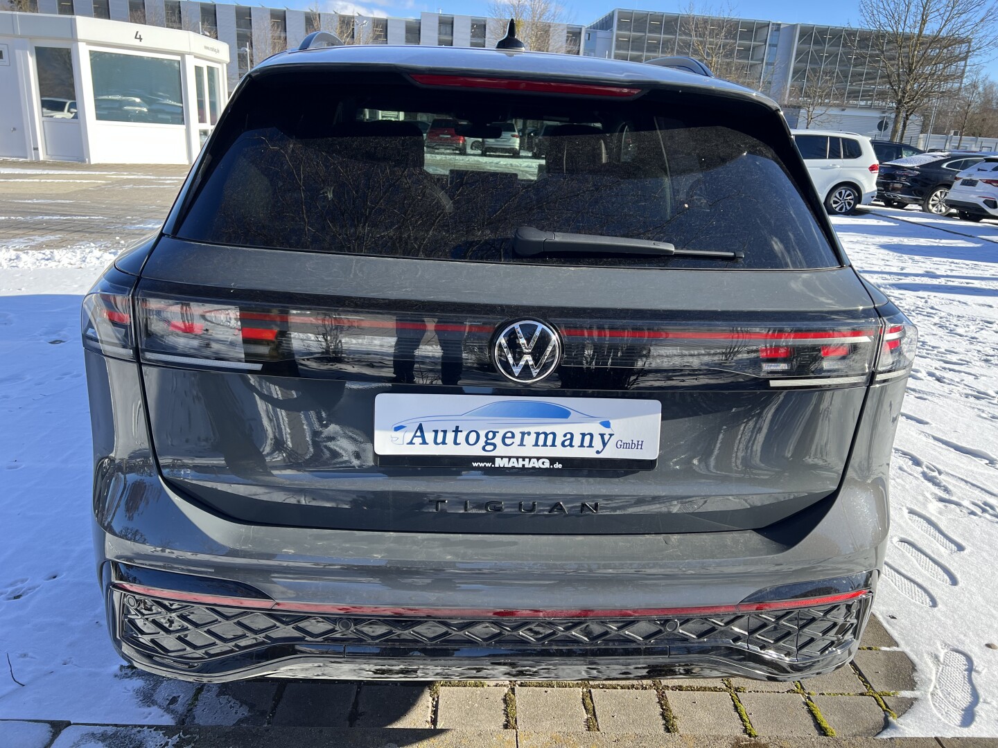 VW Tiguan 2.0TDI R-Line 193PS 4Motion Black-Paket З Німеччини (130264)