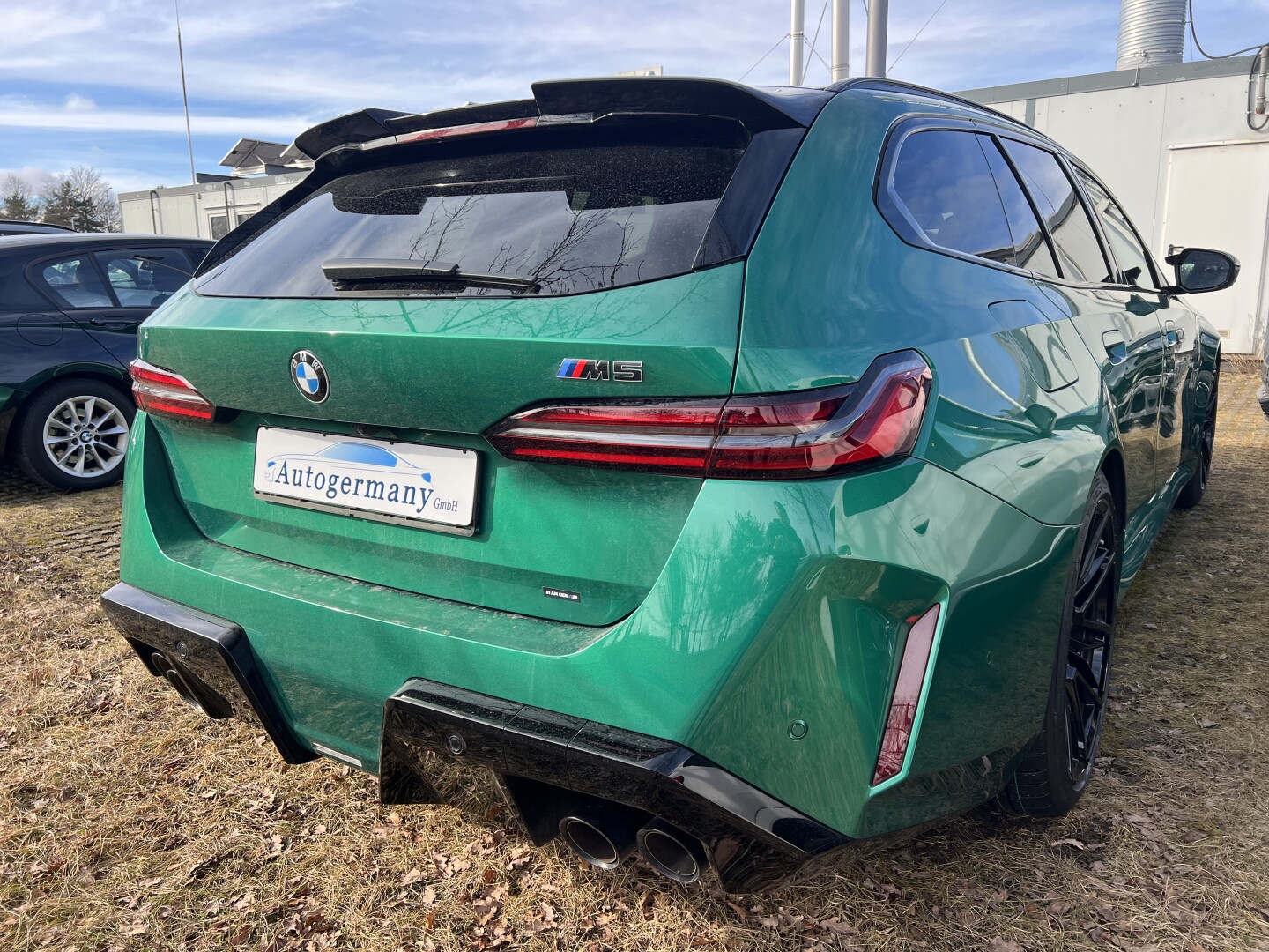 BMW M5 Touring xDrivers 727PS Hybrid Exclusive З Німеччини (130471)