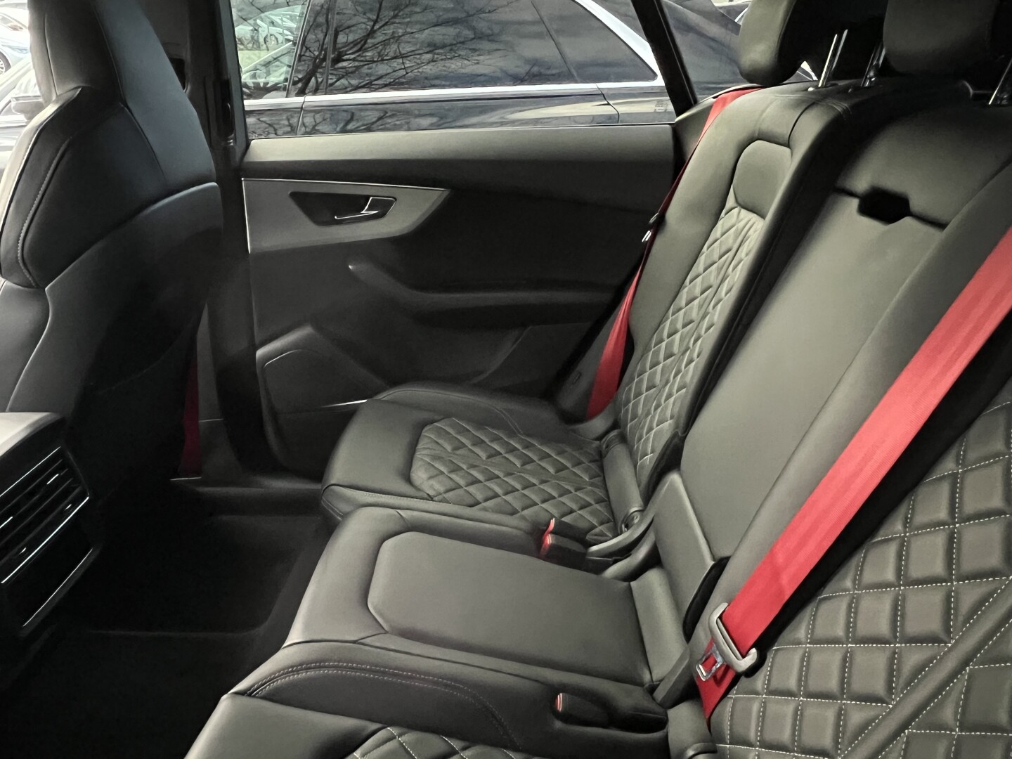 Audi Q8 Quattro 50TDI S-Line Black-Paket Matrix З Німеччини (130612)