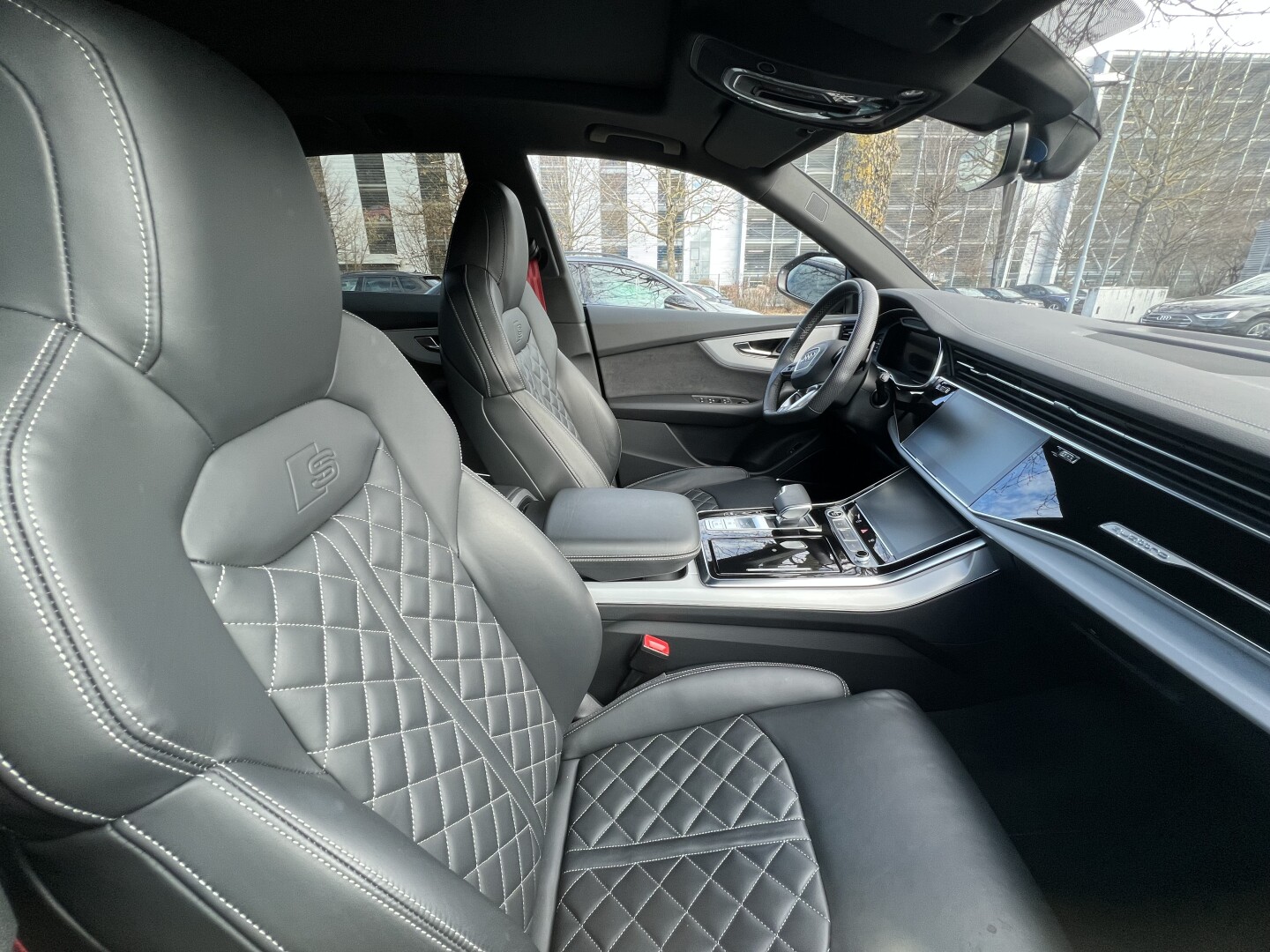 Audi Q8 Quattro 50TDI S-Line Black-Paket Matrix З Німеччини (130597)