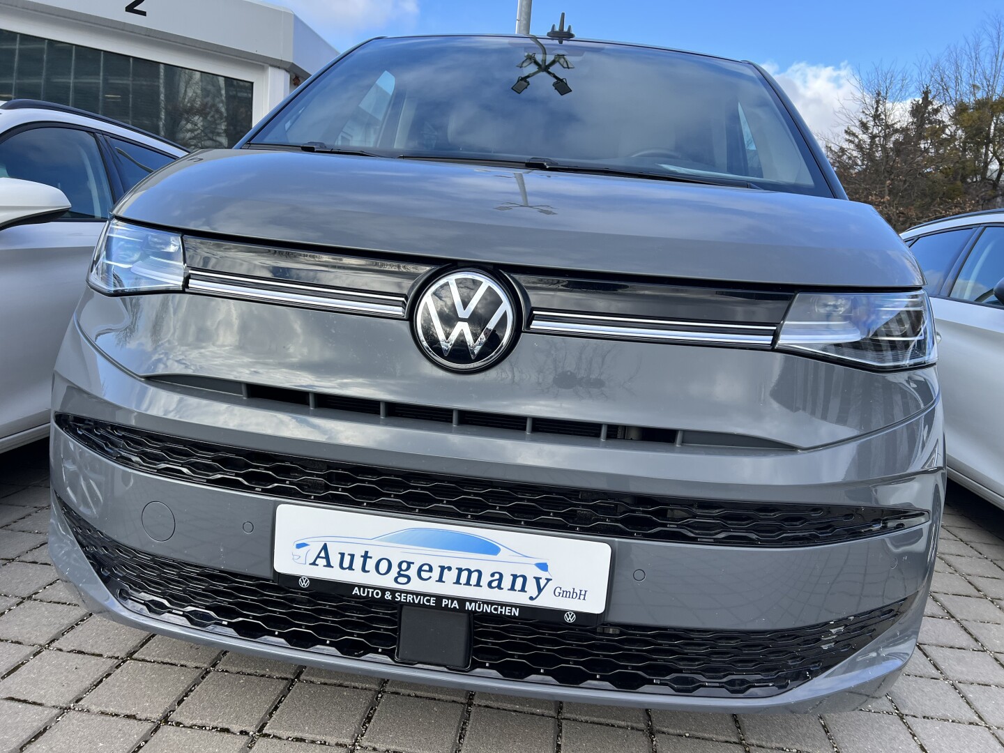 VW Multivan 2.0 TDI Lang DSG Edition LED З Німеччини (130628)