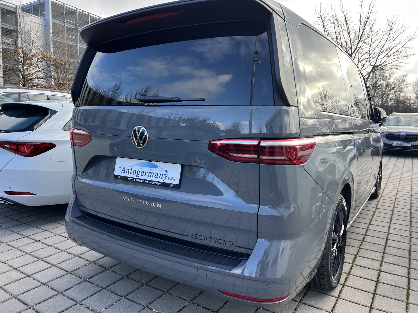 VW Multivan 2.0 TDI Lang DSG Edition LED З Німеччини (130641)