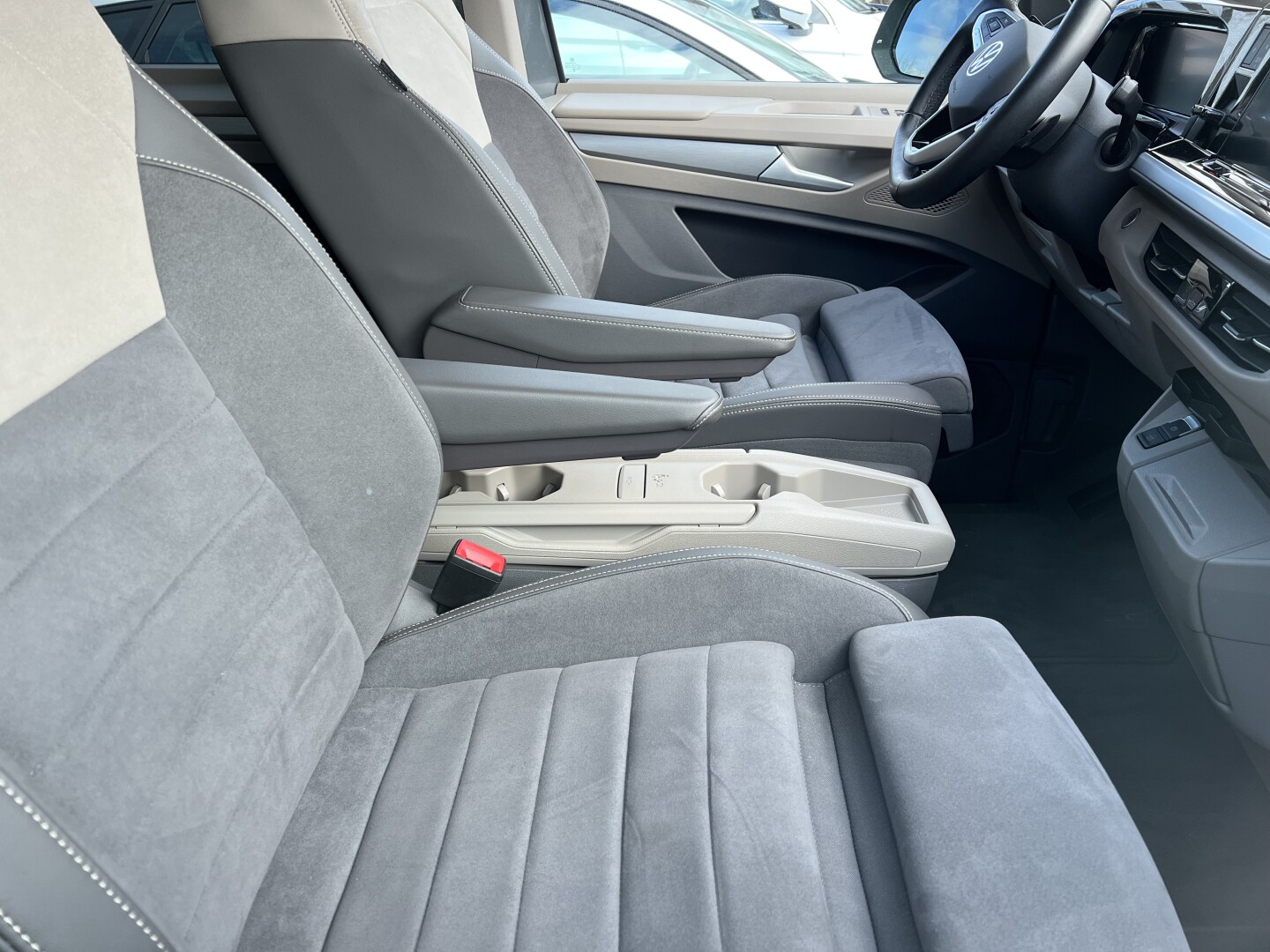 VW Multivan 2.0 TDI Lang DSG Edition LED З Німеччини (130623)