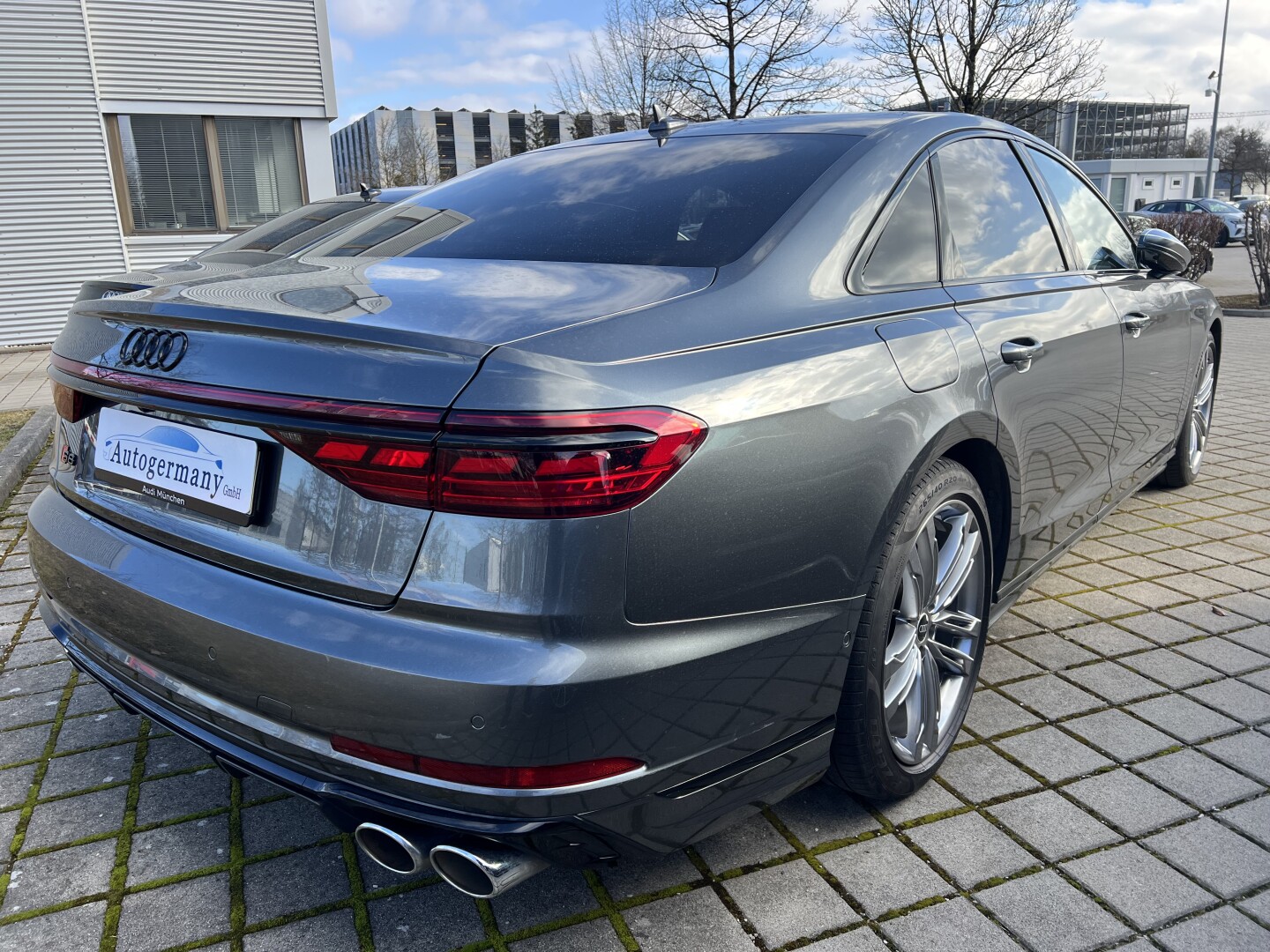 Audi S8 4.0TFSI 571PS Quattro Matrix B&O Black-Paket З Німеччини (130679)