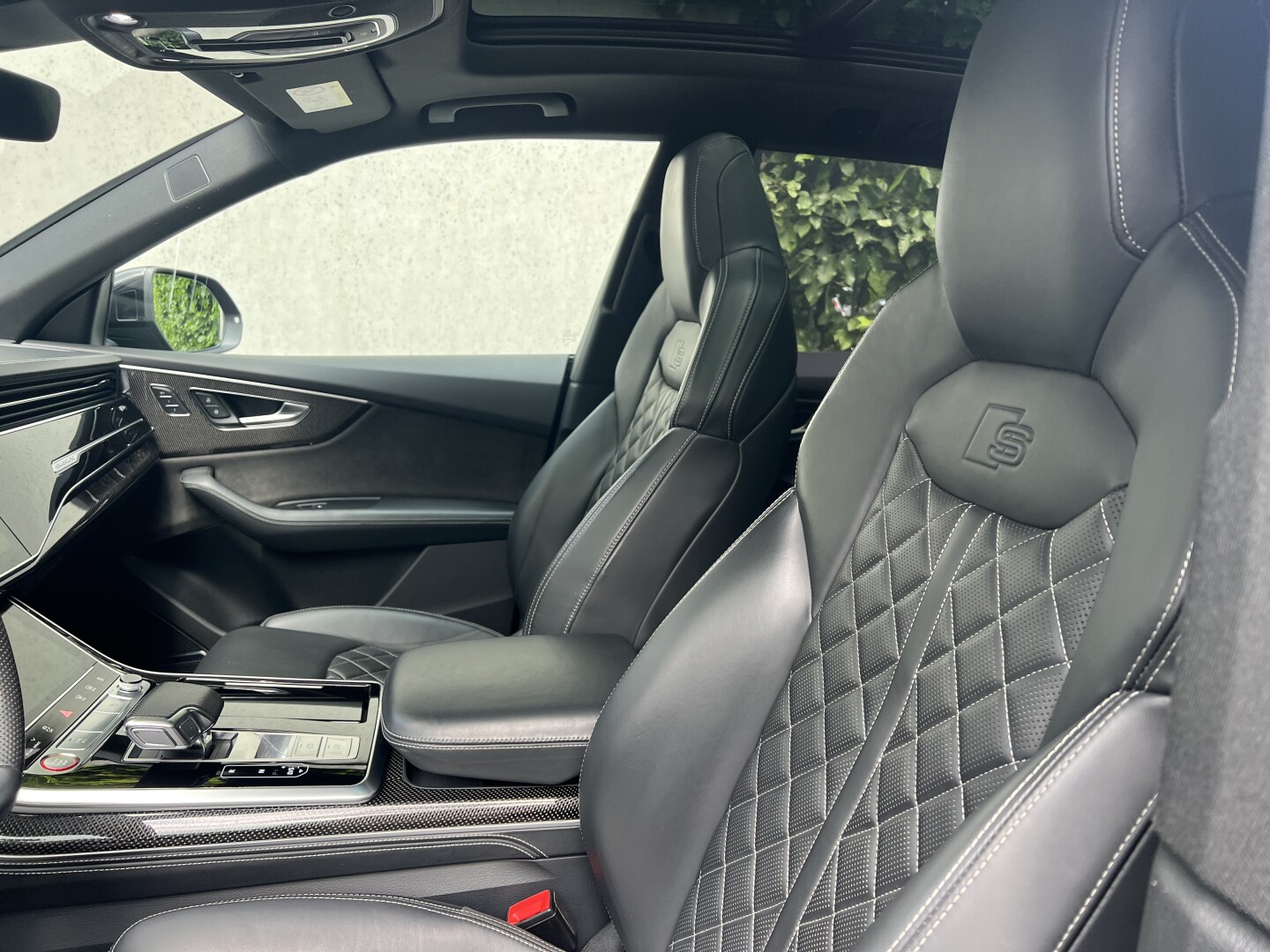 Audi SQ8 4.0TDI Black-Paket Keramik Matrix LED З Німеччини (130900)