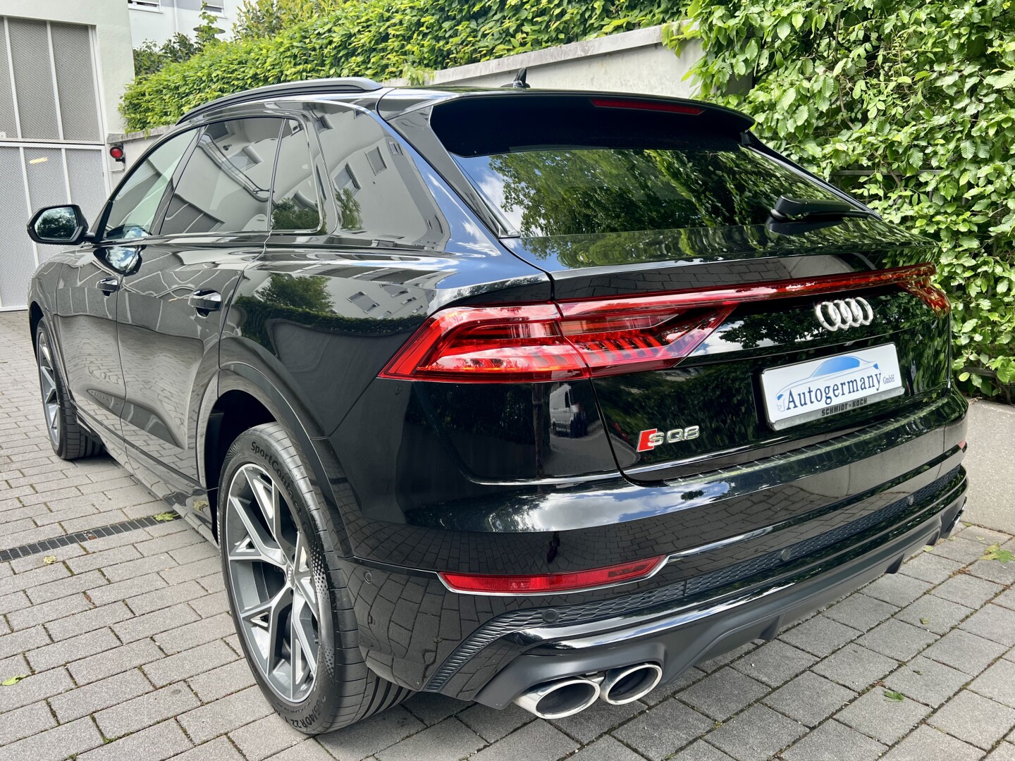 Audi SQ8 4.0TDI Black-Paket Keramik Matrix LED З Німеччини (130879)