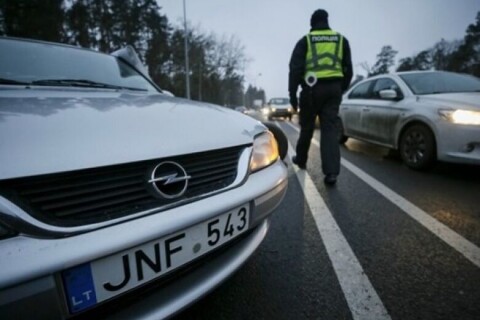 ДФС та митні органи Литви розпочали спільне розслідування щодо законності перебування в Україні автомобілів з литовською реєстрацією.