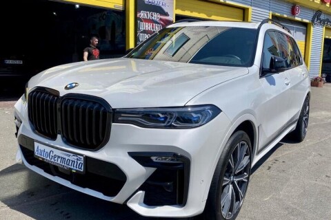 BMW X7 M50d xDrive 400PS Black-Paket Laser 7мест