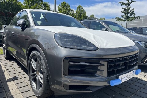 Porsche Cayenne e-Hybrid 470PS Coupe Facelift