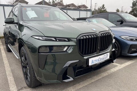 BMW X7 xDrive 40i M-Sport Paket Black Individual LED