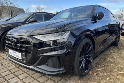 Audi Q8 Quattro 50TDI S-Line Black-Paket Matrix