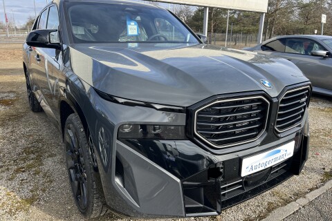BMW XM 4.4  Plug-in-Hybrid 653PS B&W Black-Paket 